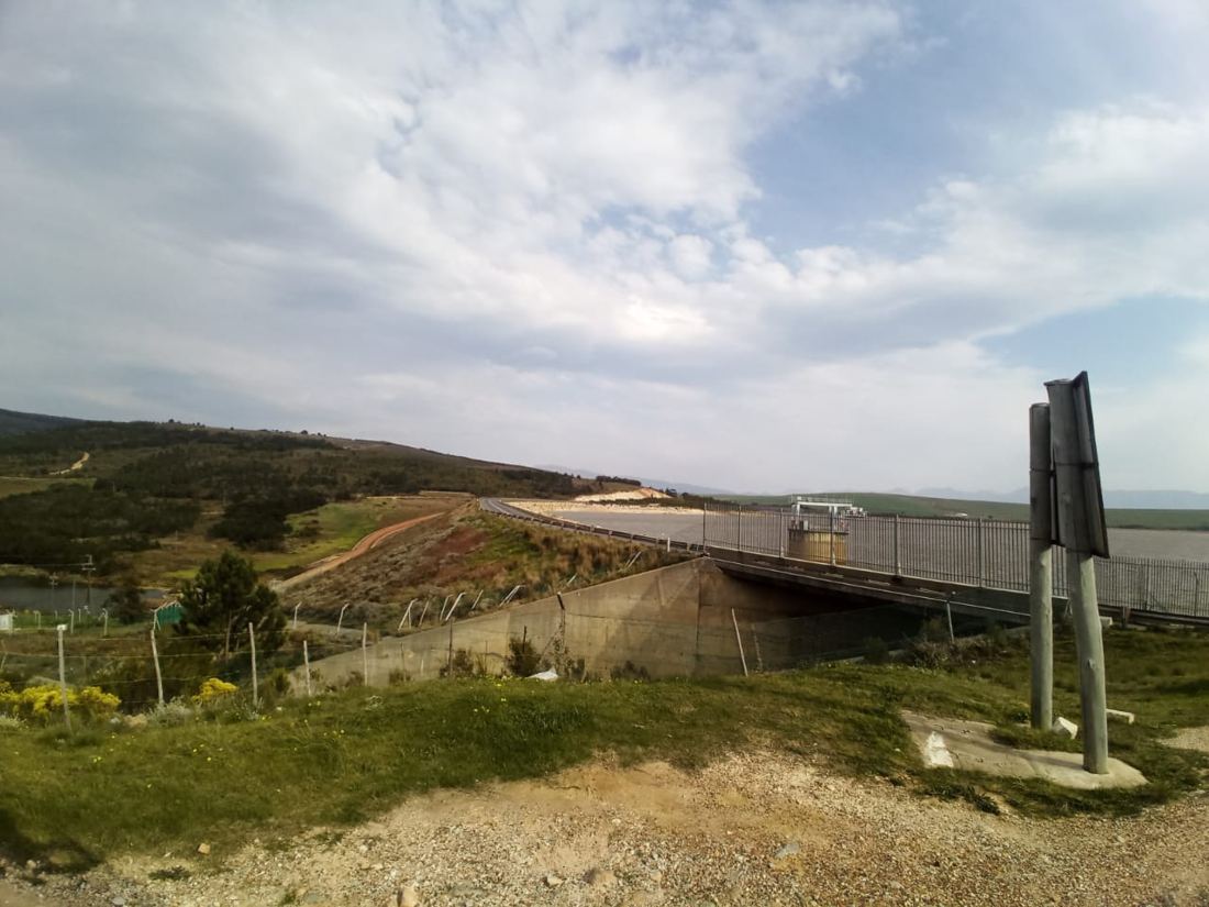 Theewaterskloof dam and dam wall