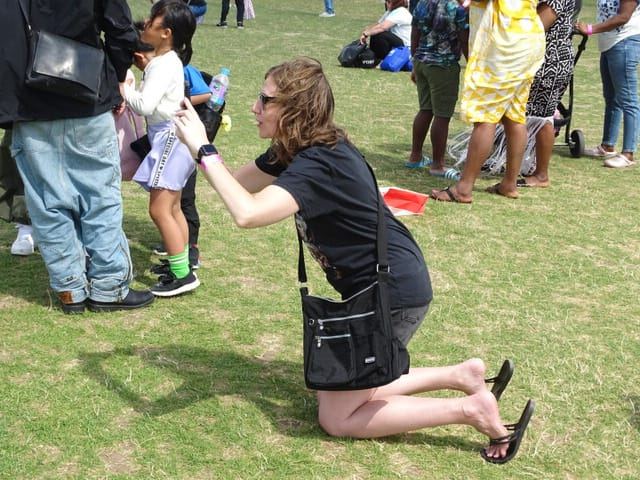 The henge has her down on her knees